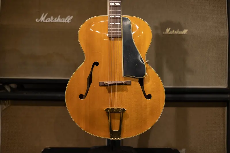 1949 Gibson L-7 – Natural-Finish Archtop Guitar