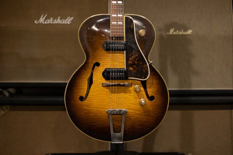 1950 Gibson ES-300 – Sunburst Archtop Jazz Guitar