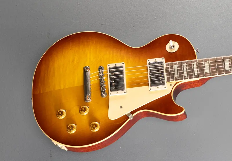 1958 Gibson Les Paul Standard Reissue in Iced Tea Burst Finish