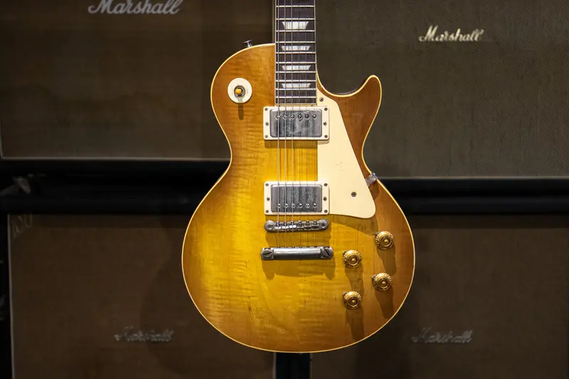 1960 Gibson Les Paul Standard – Sunburst Finish