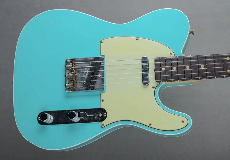 1960 Journeyman Relic Telecaster Custom – Distressed Vintage Build