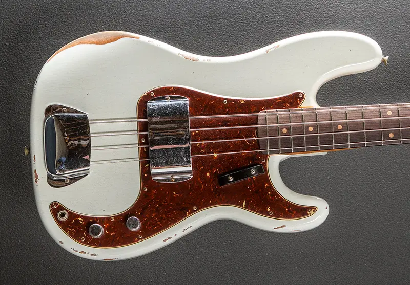 1960 Vintage-Style Relic Precision Bass