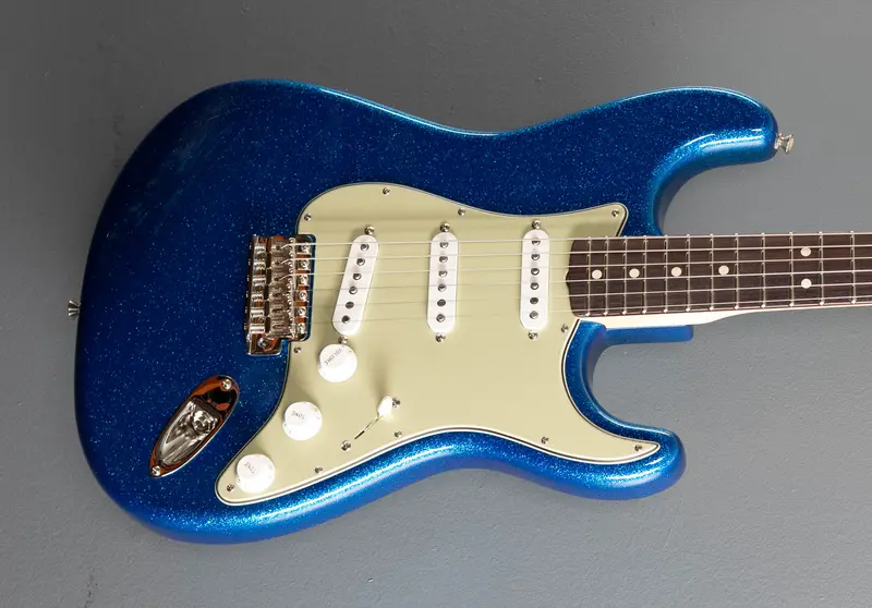 1963 NOS Stratocaster in Blue Sparkle Finish
