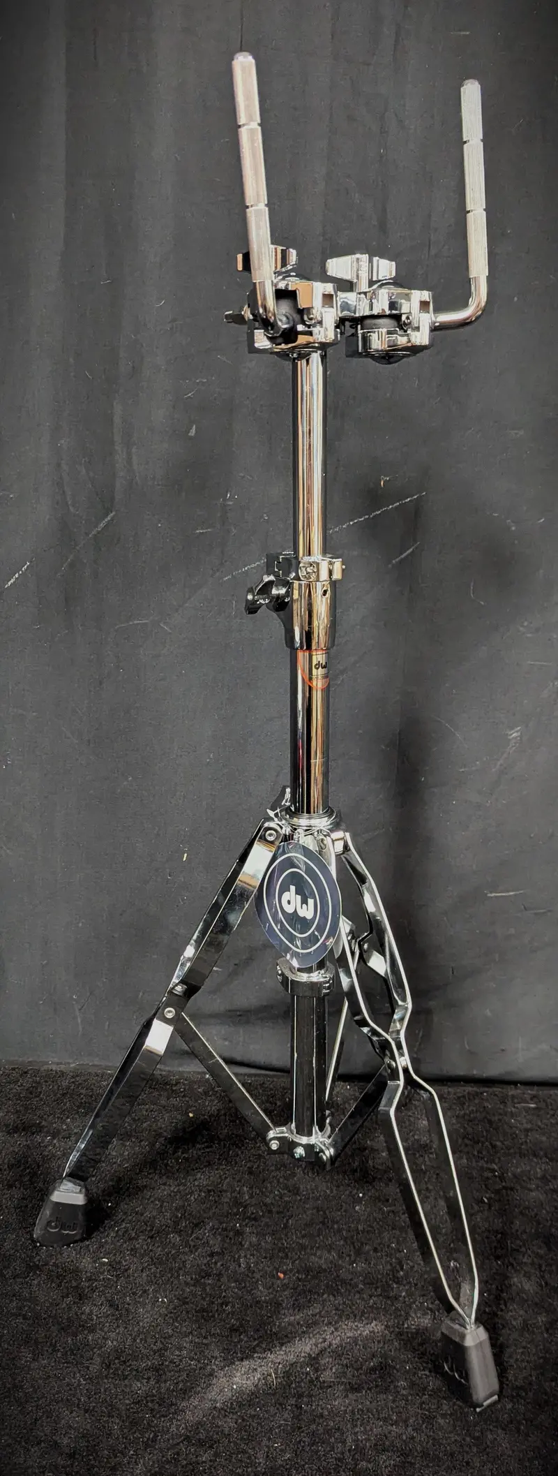 9000 Series Double Tom Mount Stand