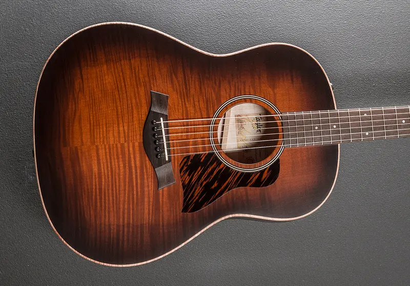 American Dream AD27E Flametop – 2022 Limited Run Acoustic