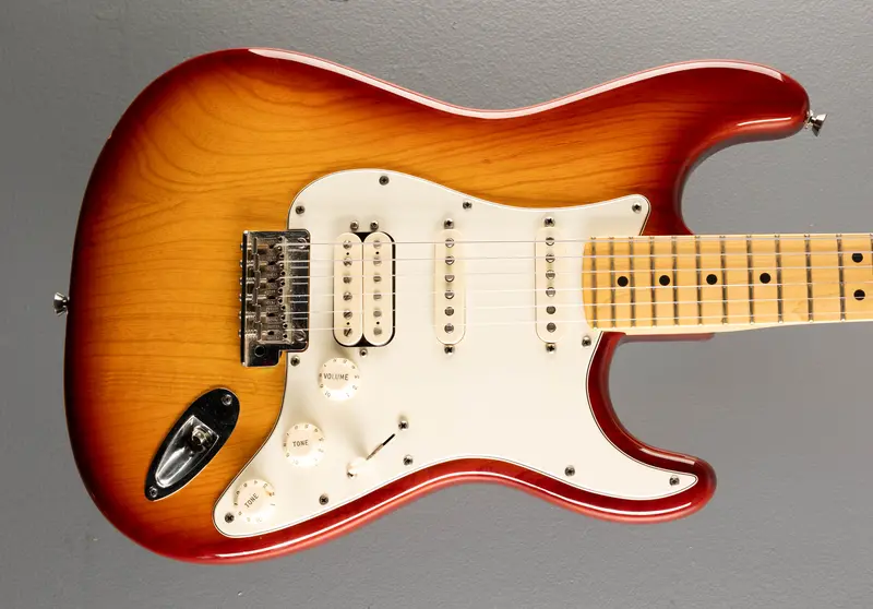 American Standard Stratocaster HSS – Pre-Owned (2013)