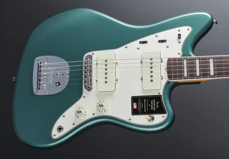 American Vintage II 1966 Jazzmaster – Sherwood Green Metallic