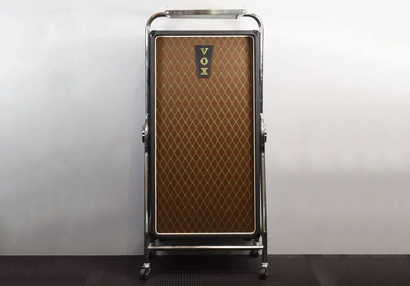 Ampeg AC-100 2×15″ Bass Cabinet – Recently Serviced