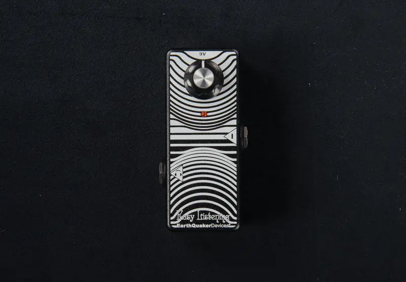 Analog-Style Easy Listening Amp Simulator Pedal