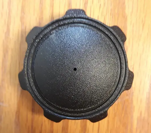 AOPE-22015 Comfort-Grip Fuel Cap — 2¼” NPT Thread, Unembossed Design