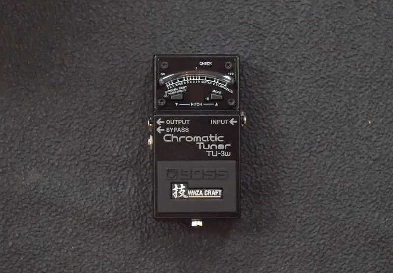 Boss TU-3w Waza-Tuned Chromatic Guitar Tuner