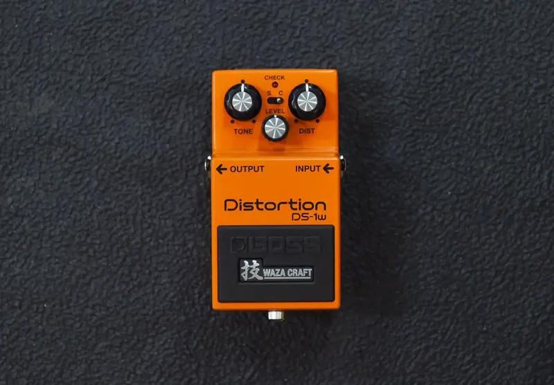 DS-1w Distortion Guitar Effects Pedal