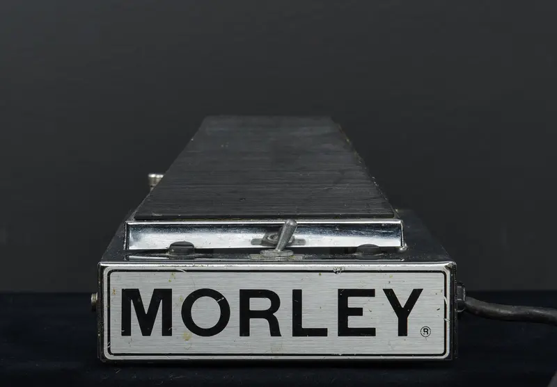 Dunlop Cry Baby Wah-Volume Pedal – Vintage-Style ’70s Design