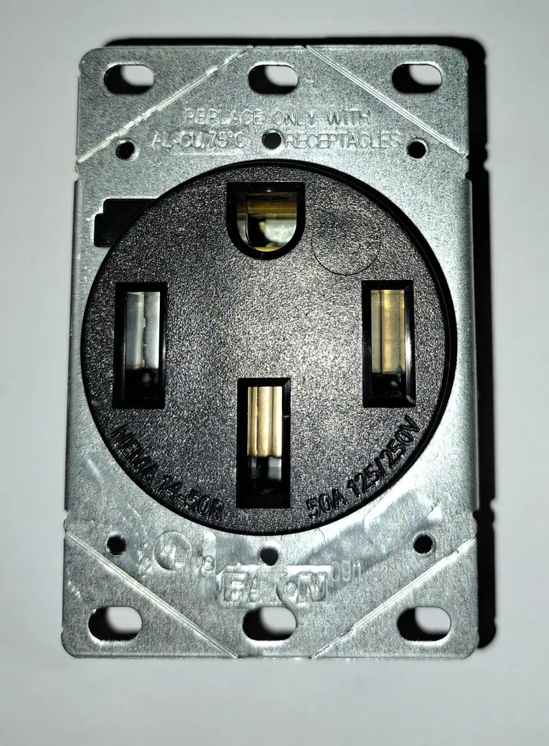 Eaton AH1258BK-F 50-Amp 125/250V Industrial Receptacle