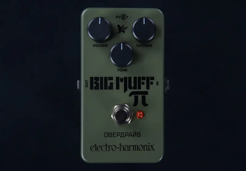 Electro-Harmonix Green Russian Big Muff Pi – Classic Fuzz Pedal