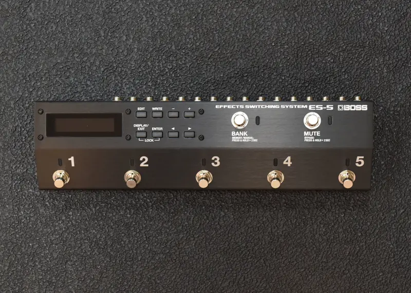 ES-5 Effects Switching and Loop Management System