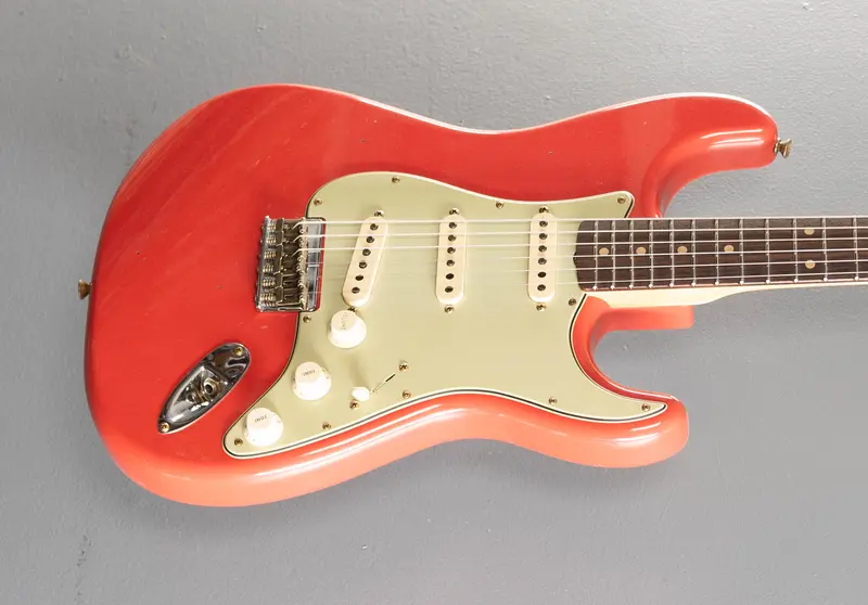 Fender 1960 Journeyman Relic Hardtail Stratocaster in Fiesta Red
