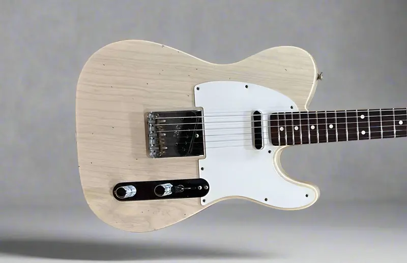 Fender 1960 Journeyman Relic Telecaster – Vintage-Style Wear & Tone