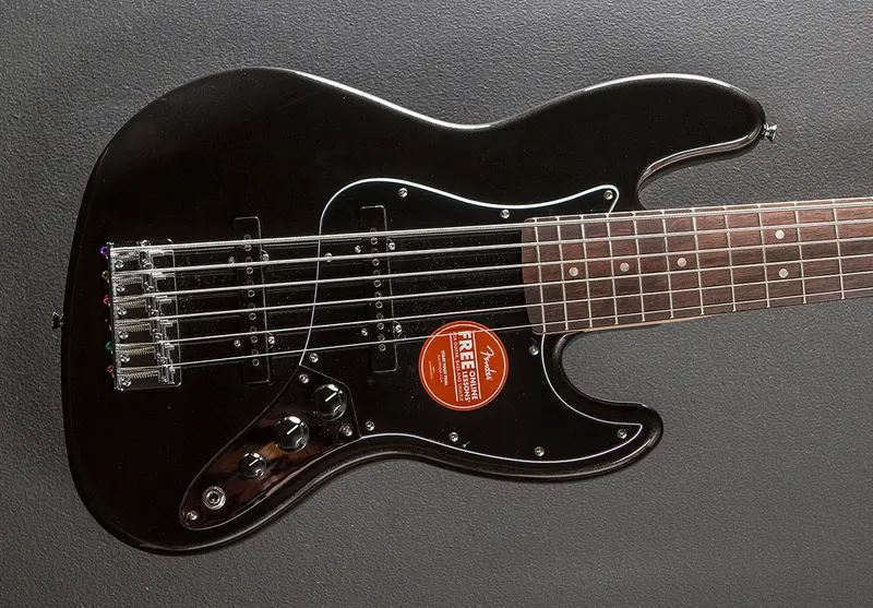 Fender Affinity Jazz Bass VI – Black Metallic Finish