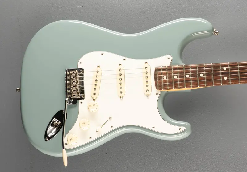 Fender American Professional Stratocaster – Used (2016 Model)