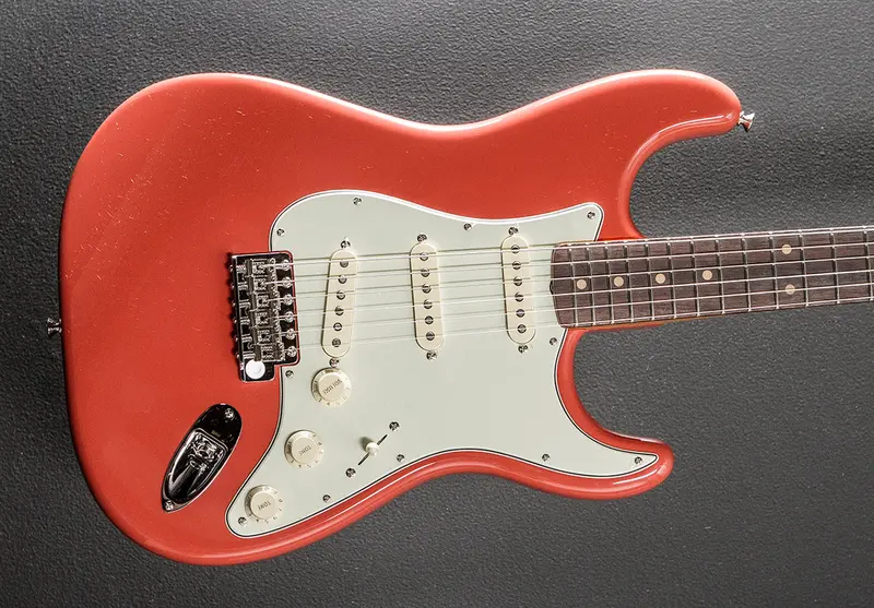 Fender American Vintage II 1961 Stratocaster – Fiesta Red Factory Special Run