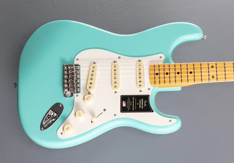 Fender American Vintage II ’57 Stratocaster – Sea Foam Green
