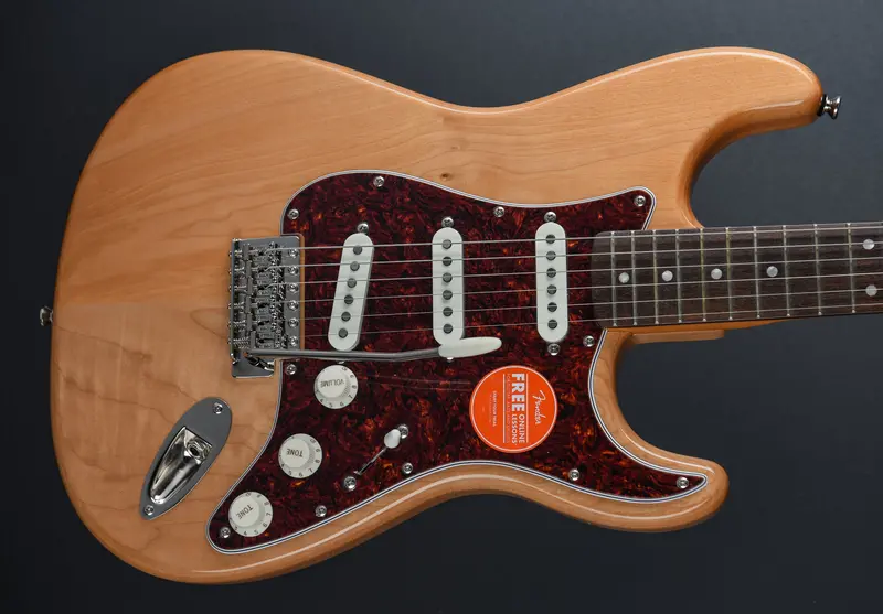 Fender Classic Vibe ’70s Stratocaster in Natural Finish