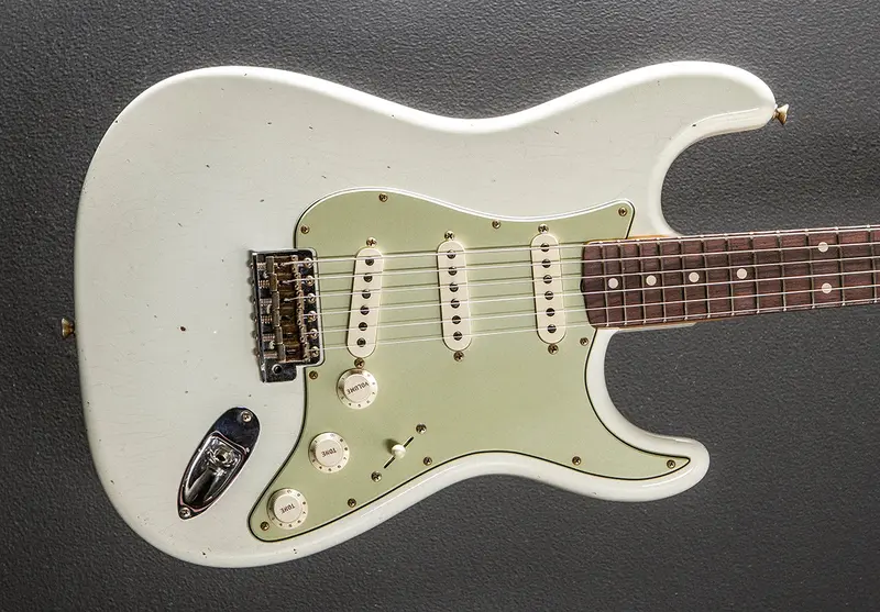 Fender Journeyman Relic Stratocaster – 1960 Reissue Model