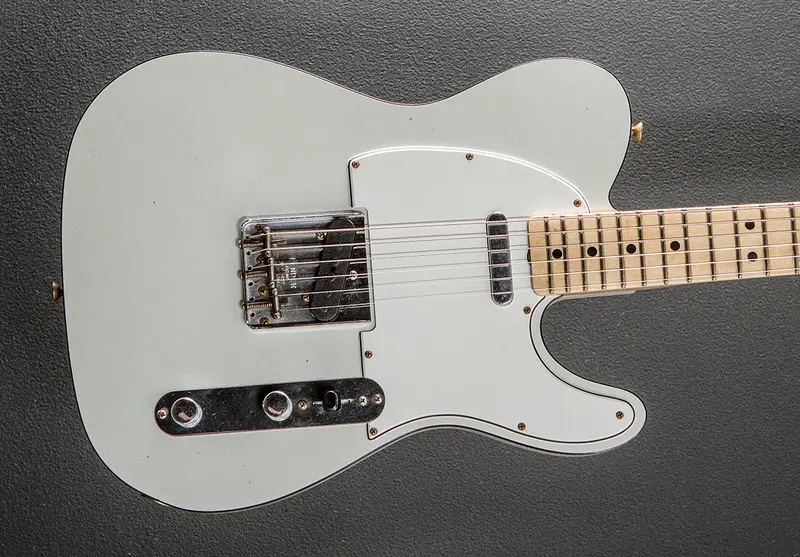 Fender Journeyman Relic Telecaster – 1968 Reissue Model