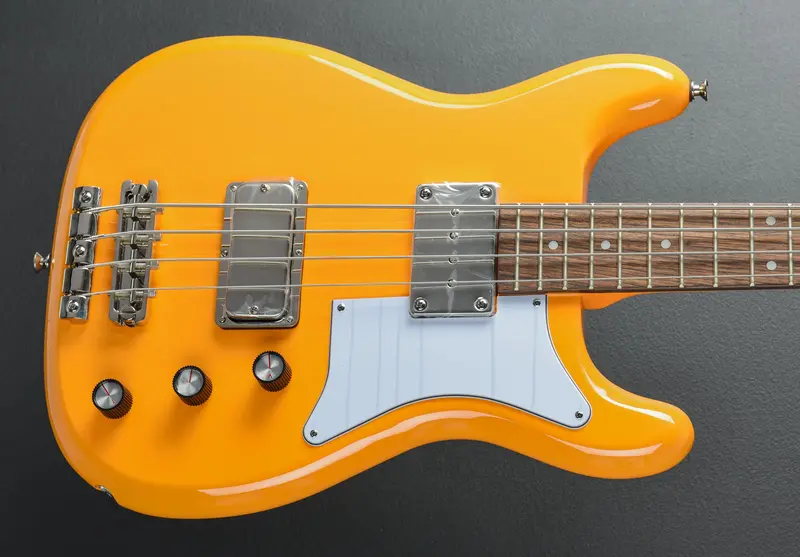 Fender Newport Bass – California Coral Finish