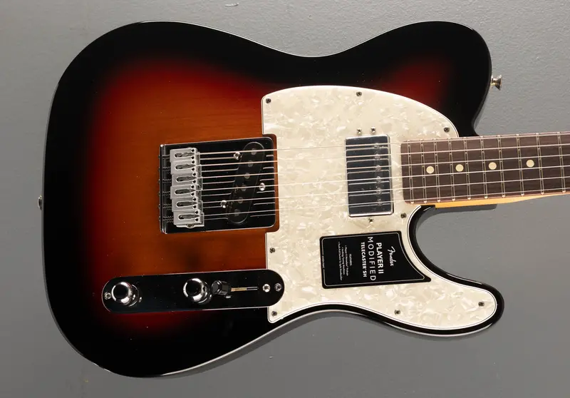 Fender Player II Modified Telecaster SH in 3-Tone Sunburst