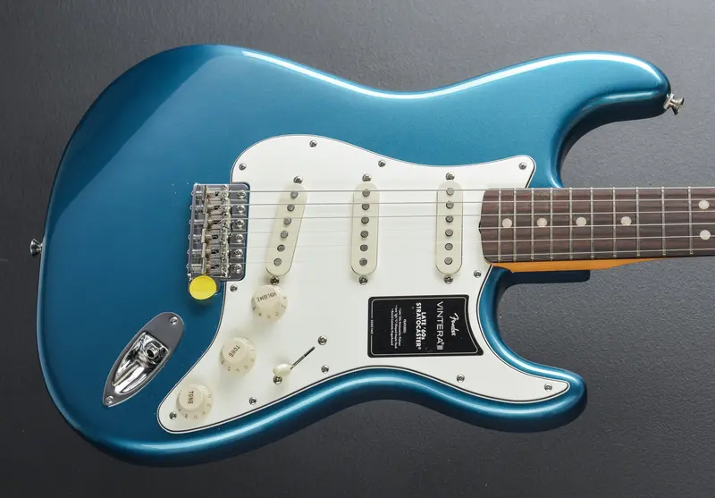 Fender Vintera III Late ’60s Stratocaster – Authentic Vintage Reissue