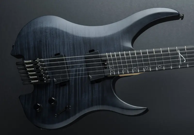Ghost G6FSS Electric Guitar – Black Flame Maple Top