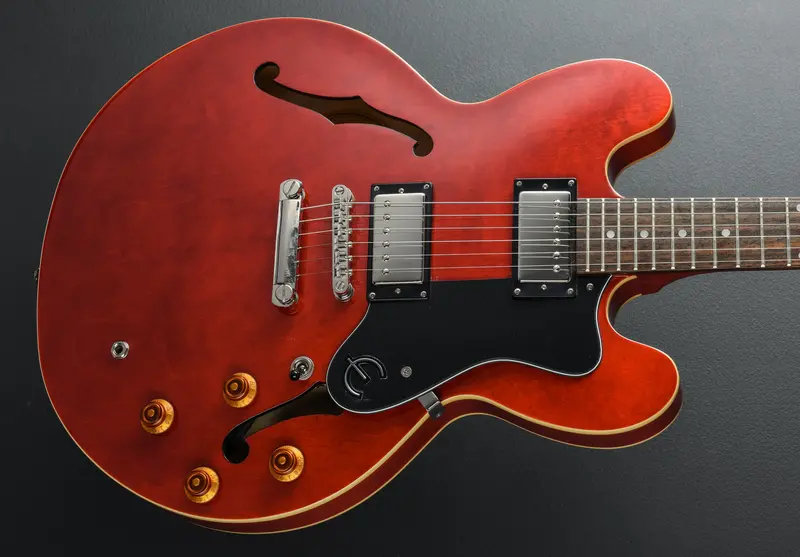 Gibson Dot ES-335 Style – Cherry Finish (2009)