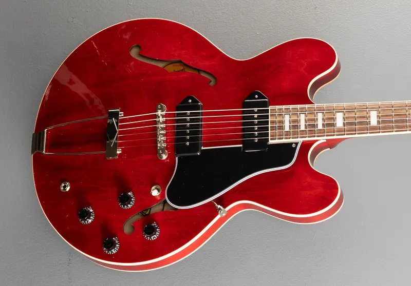 Gibson ES-330 Semi-Hollow Body Guitar – Sixties Cherry Edition