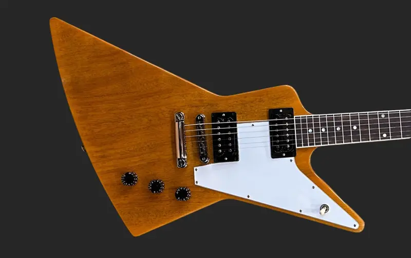 Gibson Explorer Reissue – 1970s Style Antique Natural Finish