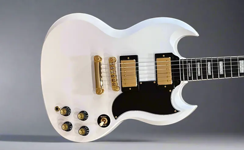 Gibson-Inspired SG Custom in Alpine White