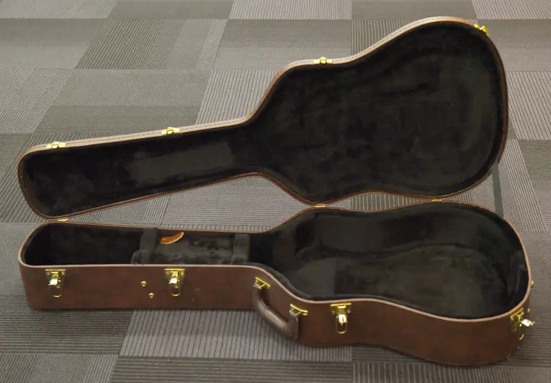 Gibson J-45 Hardshell Case – Recently Updated
