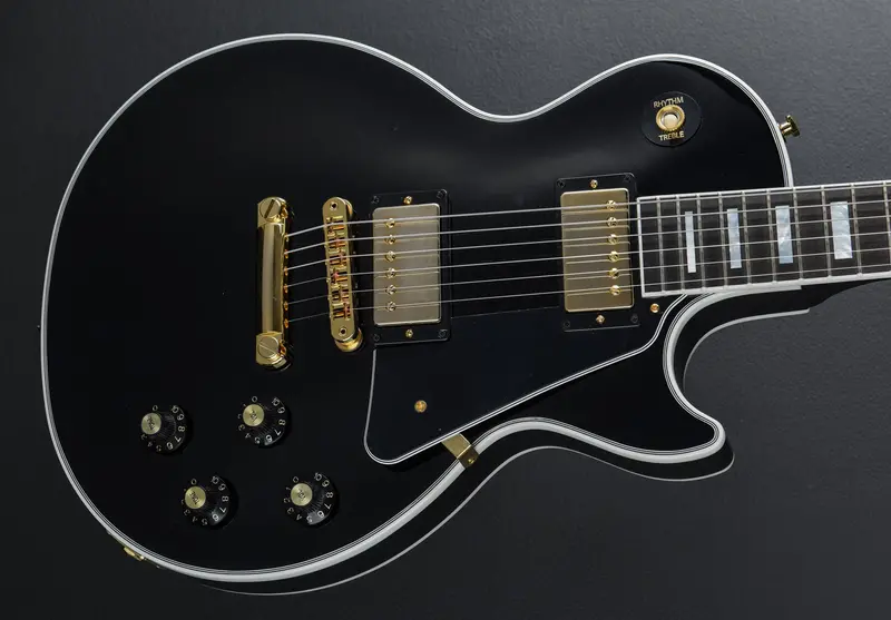 Gibson Les Paul Custom – Ebony Finish (1970s Style)