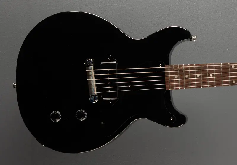 Gibson Les Paul Junior Double-Cut – Gloss Ebony Finish