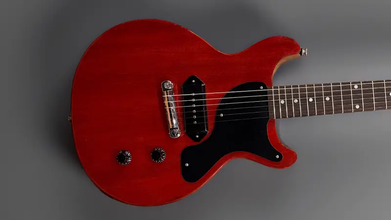 Gibson Les Paul Junior Double Cutaway in Vintage Cherry