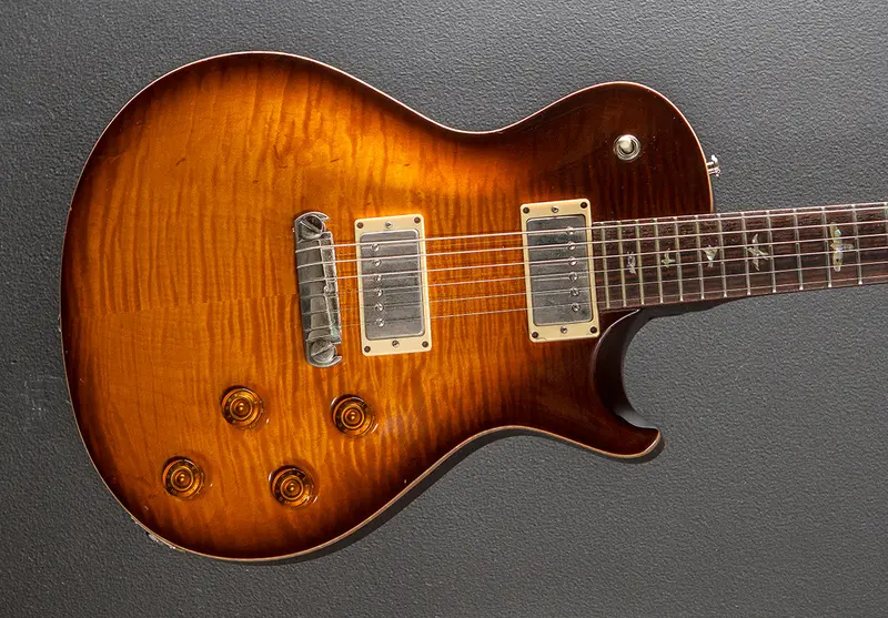 Gibson Singlecut 10-Top Electric Guitar – 2001 Model