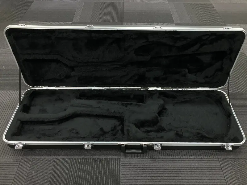 Gig-Ready 4003 Bass Hardshell Case – Newly Listed