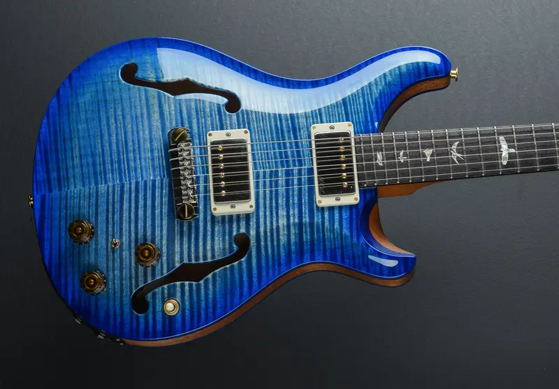 Hollowbody II Piezo with 10-Top – Faded Blue Wrap Burst and Natural Center