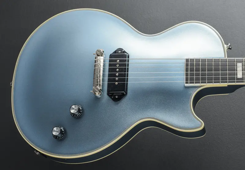 Jared James Nichols Signature Les Paul Custom – Aged Pelham Blue, Blues Power Edition