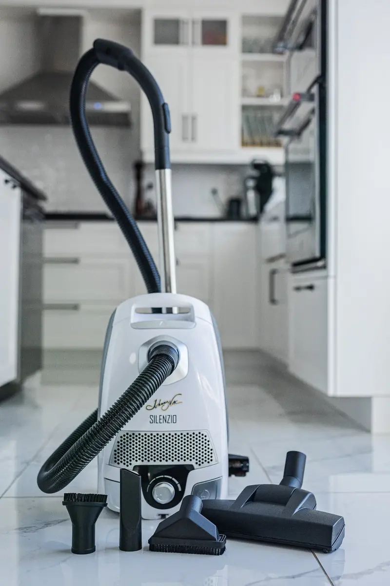 Johnny Vac Silenzio Canister Vacuum – Quiet Operation with HEPA Filter & Turbo Brush