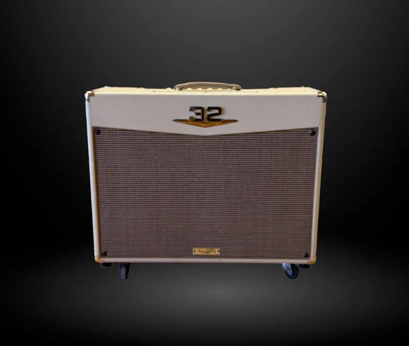 Palomino V32 Guitar Amplifier – Recently Updated