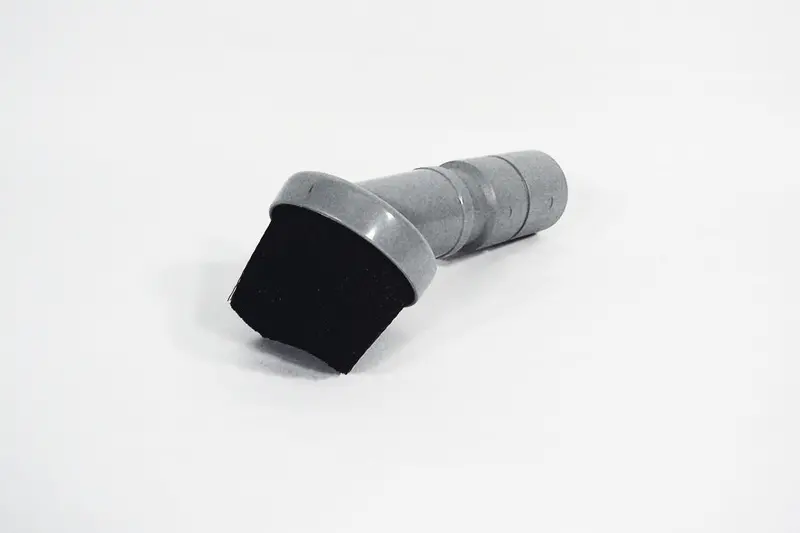 Plastic Dusting Brush – 1½” × 2½” with Integrated Adapter