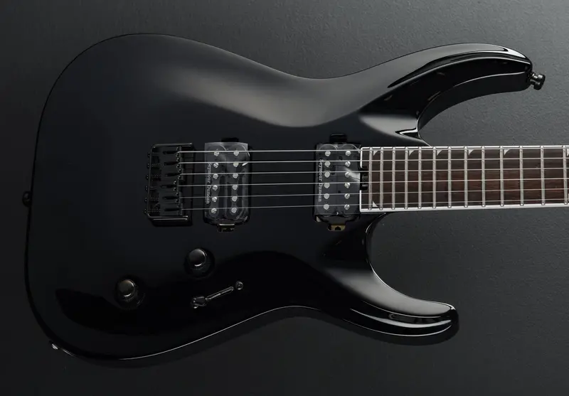 Pro Plus Series Soloist SLA2 HT Electric Guitar – Matte Black