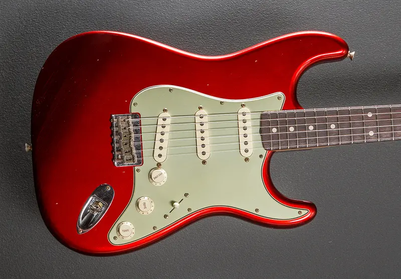 Relic-Styled 1960 Hardtail Stratocaster – Journeyman Grade